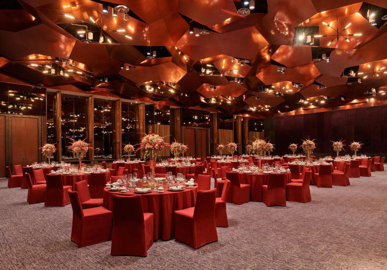 Mumian Beijing Daxing International Airport, Part Of Hyatt Hotel Kültér fotó The interior of the ballroom