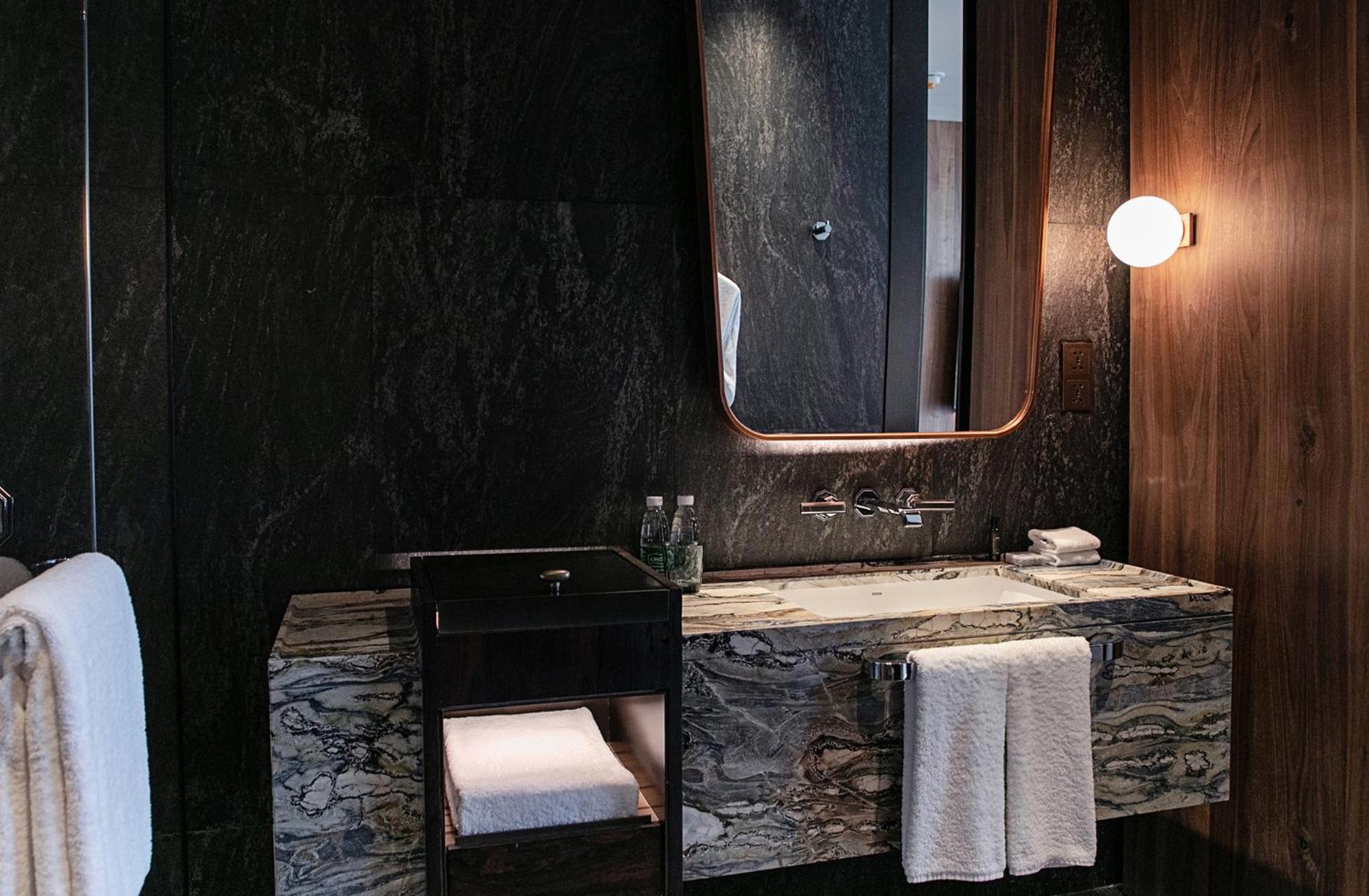 Mumian Beijing Daxing International Airport, Part Of Hyatt Hotel Kültér fotó Bathroom